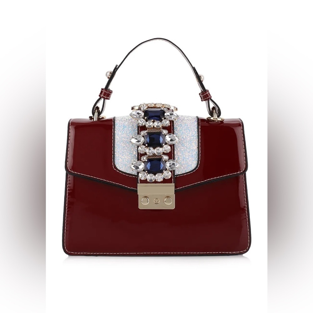 Izzy K All Decked Up Cherry Red Handbag EUC LNC